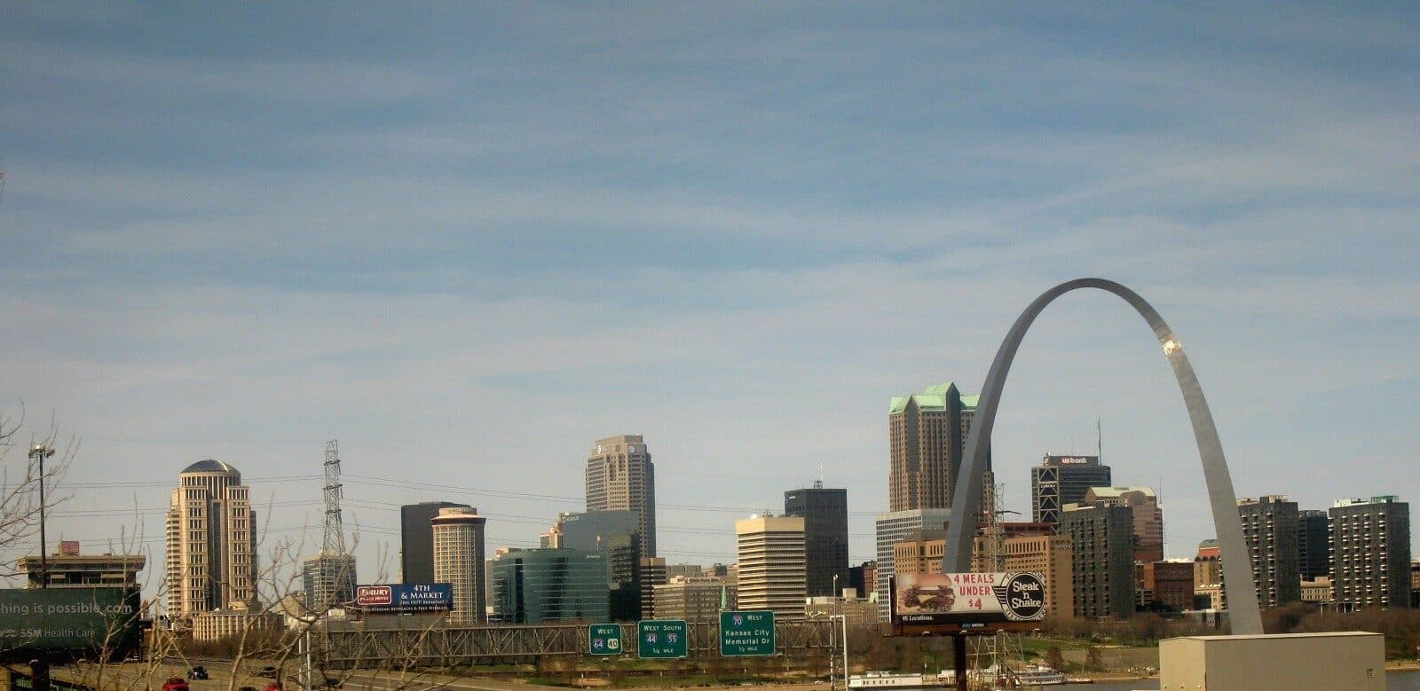 St. Louis, MO skyline